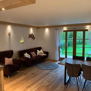 Neurenovierte Franzl Holzkirchen (Miesbach)